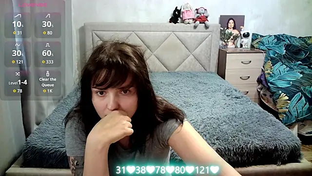 juliettkalen online show from October 6, 4:21 am