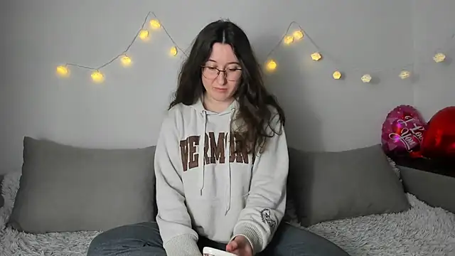  Anna Montana online show from April 1, 11:11 am