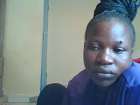 Snapshot of prettychic5 chatting on November 19, 7:30 am prettychic5 online show from November 19, 7:30 am