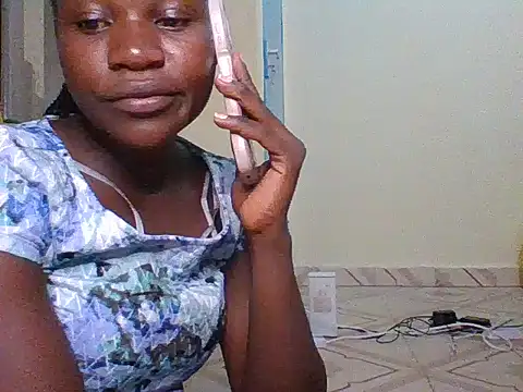 Snapshot of prettychic5 chatting on January 16, 4:44 pm prettychic5 online show from January 16, 4:44 pm