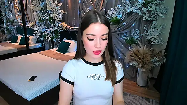 Snapshot of PutOnRepeat chatting on March 12, 7:24 am PutOnRepeat online show from March 12, 7:24 am