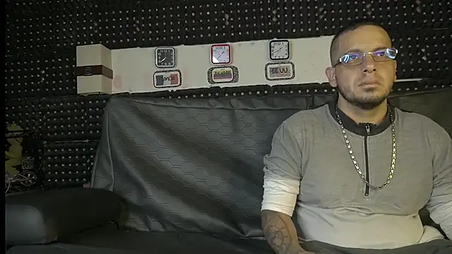 Dulce yors online show from February 12, 6:40 pm