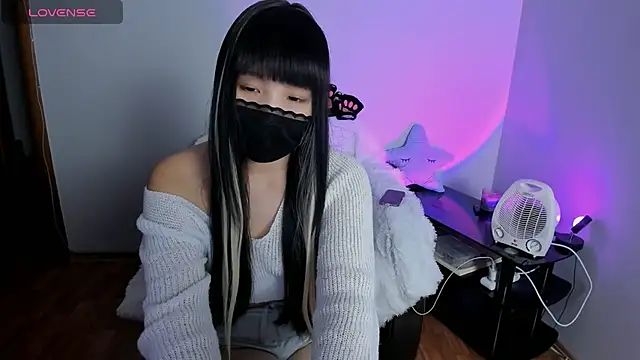 Snapshot of bamboobabe7 chatting on December 4, 1:09 pm bamboobabe7 online show from December 4, 1:09 pm