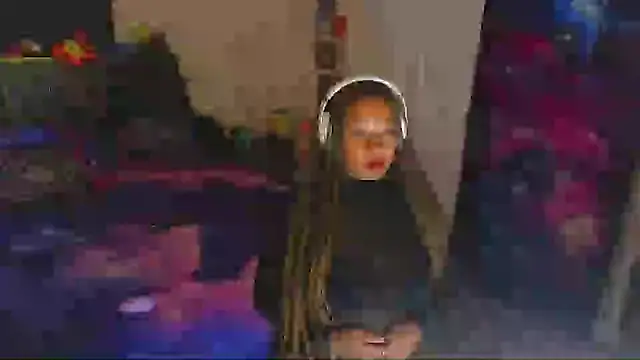 temptressbeauty24 online show from March 15, 3:29 pm