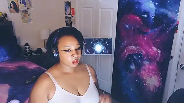 temptressbeauty24 online show from March 23, 6:01 pm