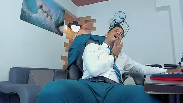 vincen jose online show from February 12, 1:52 am