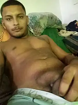 emrehliug12 online show from April 6, 6:14 am