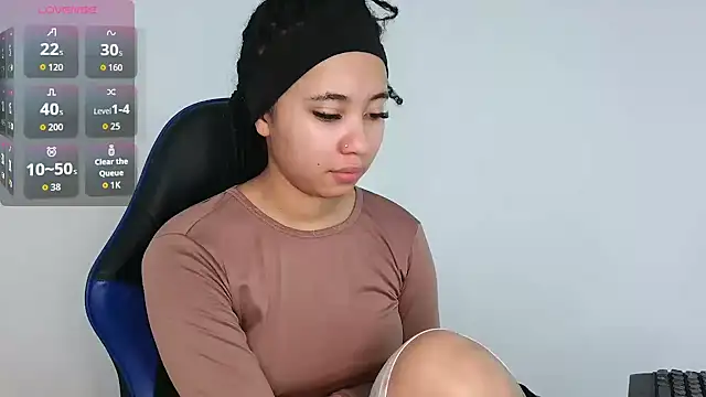 Snapshot of northly chatting on November 18, 1:04 pm northly online show from November 18, 1:04 pm