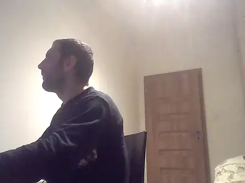 Snapshot of matejk chatting on October 10, 7:24 pm matejk online show from October 10, 7:24 pm