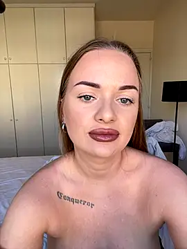 ElenaRebelle online show from October 25, 7:05 am