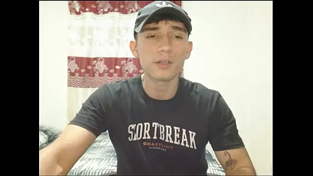 ChicoMaloFfF online show from February 5, 1:32 am