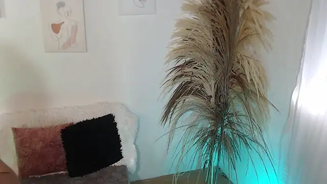 Snapshot of _Kim__M chatting on October 6, 12:35 pm  Kim  M online show from October 6, 12:35 pm