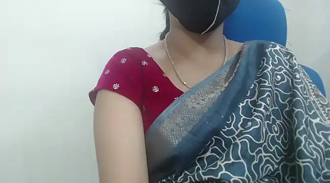 Lovely Siri 23 online show from January 23, 12:09 pm