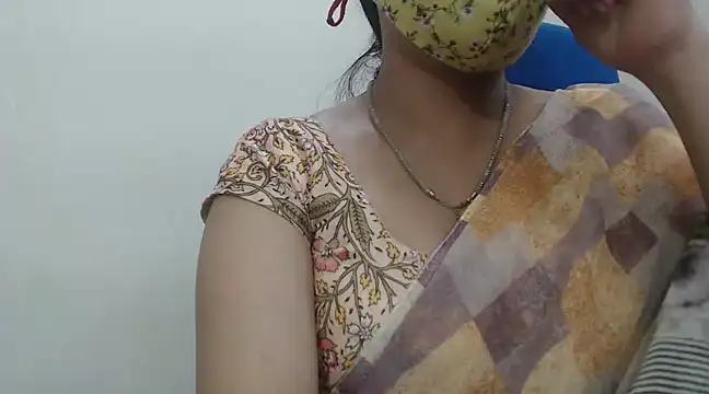 Lovely Siri 23 online show from March 3, 9:55 am