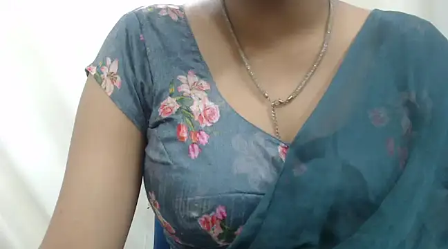 Lovely Siri 23 online show from March 5, 7:16 am