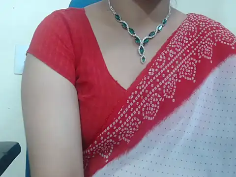 Lovely Siri 23 online show from November 2, 12:07 pm