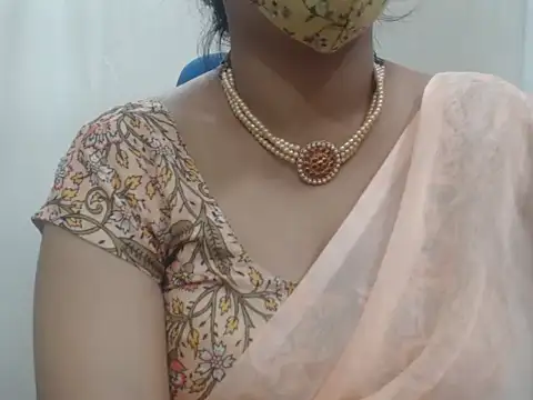 Lovely Siri 23 online show from November 11, 1:55 pm