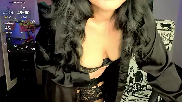 Snapshot of Sofia_Ford chatting on April 1, 1:52 pm Sofia Ford online show from April 1, 1:52 pm