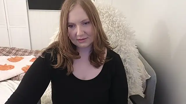 Snapshot of lilleambi chatting on December 5, 1:42 pm lilleambi online show from December 5, 1:42 pm