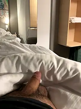 Snapshot of neugrg chatting on October 1, 5:08 pm neugrg online show from October 1, 5:08 pm