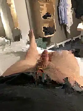 Snapshot of neugrg chatting on October 12, 10:53 pm neugrg online show from October 12, 10:53 pm