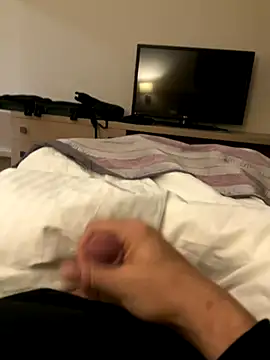 Snapshot of neugrg chatting on November 12, 9:36 pm neugrg online show from November 12, 9:36 pm