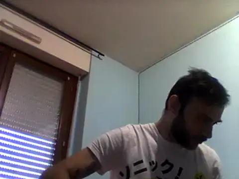Snapshot of coppiasenzacensura chatting on February 27, 3:59 pm coppiasenzacensura online show from February 27, 3:59 pm
