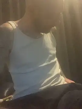 Snapshot of PIercingBoy38 chatting on March 2, 5:04 pm PIercingBoy38 online show from March 2, 5:04 pm