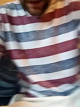 Snapshot of PIercingBoy38 chatting on October 6, 2:58 pm PIercingBoy38 online show from October 6, 2:58 pm