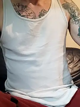 Snapshot of PIercingBoy38 chatting on October 7, 1:41 pm PIercingBoy38 online show from October 7, 1:41 pm