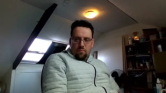 rdewaard81 online show from January 8, 10:28 am