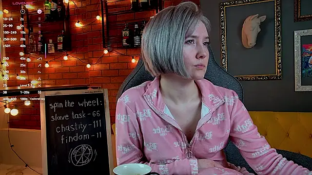 Snapshot of ReiYosimoto chatting on March 27, 11:21 am ReiYosimoto online show from March 27, 11:21 am