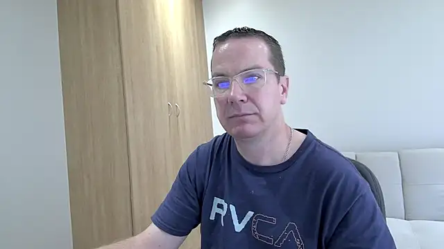 Snapshot of BrettJ81 chatting on February 2, 2:34 pm BrettJ81 online show from February 2, 2:34 pm