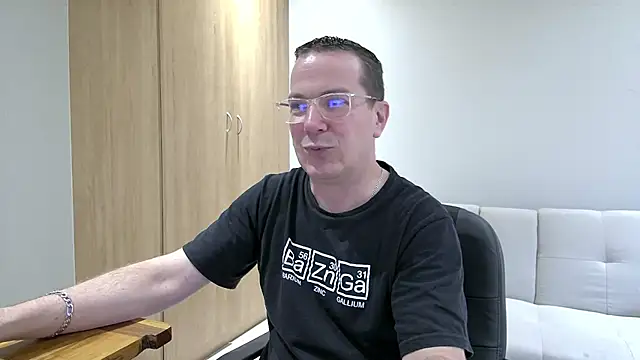 Snapshot of BrettJ81 chatting on March 6, 3:13 pm BrettJ81 online show from March 6, 3:13 pm