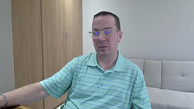 Snapshot of BrettJ81 chatting on September 14, 1:54 pm BrettJ81 online show from September 14, 1:54 pm