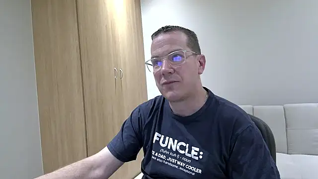 Snapshot of BrettJ81 chatting on October 14, 4:30 pm BrettJ81 online show from October 14, 4:30 pm