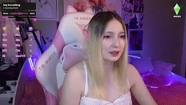 Evie Ro online show from December 17, 10:22 pm