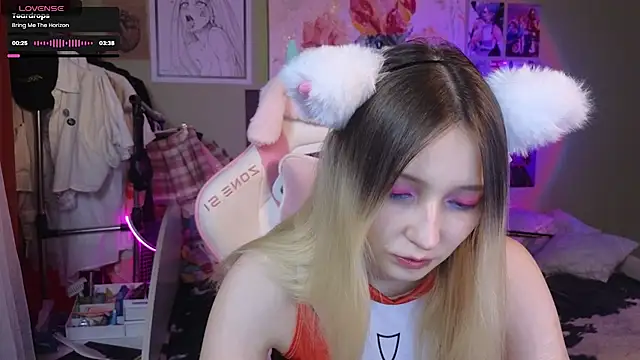 Evie Ro online show from February 12, 8:29 pm