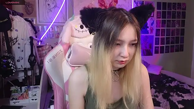 Evie Ro online show from February 28, 11:23 pm