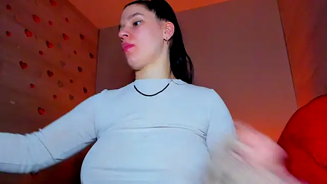 Laya Moon online show from February 6, 12:41 pm