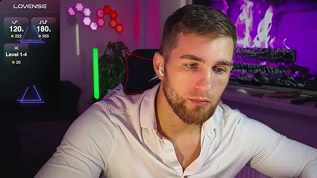 Sweeet  boy online show from November 4, 11:20 am