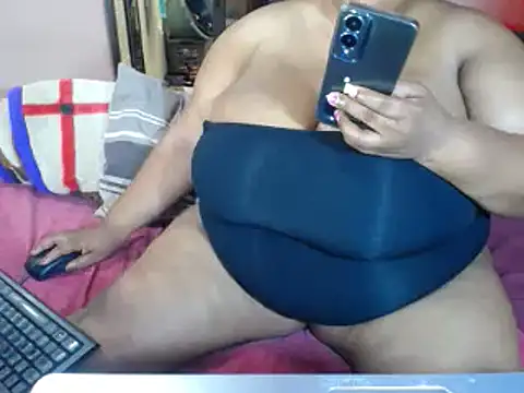 CandyBoobsXx online show from January 16, 11:48 pm