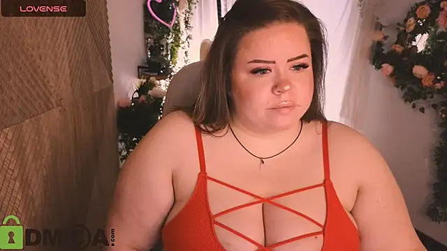 Sheila queen  online show from November 17, 8:25 pm