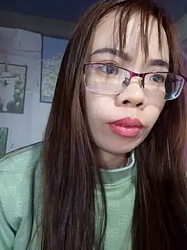   Mai-love19   online show from February 11, 6:19 am