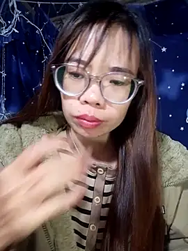 Snapshot of __Mai-love19__ chatting on November 27, 12:35 am Mai-love19 online show from November 27, 12:35 am