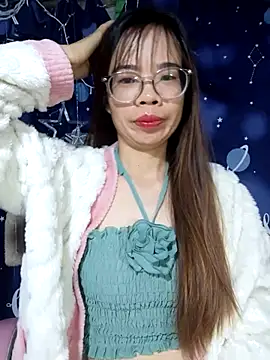 Snapshot of __Mai-love19__ chatting on December 13, 10:04 pm Mai-love19 online show from December 13, 10:04 pm