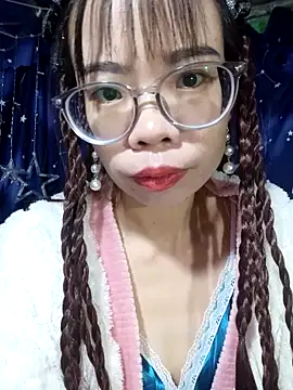 Snapshot of __Mai-love19__ chatting on January 6, 1:31 am Mai-love19 online show from January 6, 1:31 am