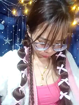 Snapshot of __Mai-love19__ chatting on February 3, 2:53 am Mai-love19 online show from February 3, 2:53 am