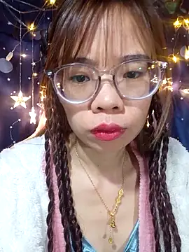 Snapshot of __Mai-love19__ chatting on February 5, 12:37 am Mai-love19 online show from February 5, 12:37 am