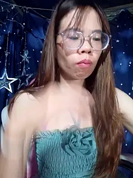   Mai-love19   online show from May 8, 11:10 pm